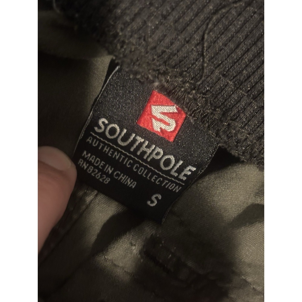 SouthPole Shorts Men's‎ Green Camouflage Thrashed Cargo Pockets Small Camo - Picture 10 of 12